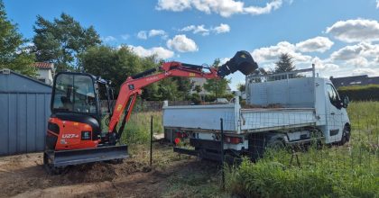 Location mini pelle avec chauffeur Mouzeil