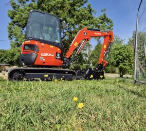 Location mini pelle avec chauffeur Nantes 44